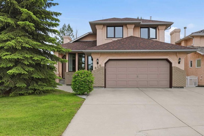 828 Douglas Woods Place SE, Calgary, Alberta