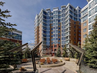 810 - 16 Varsity Estates Circle NW