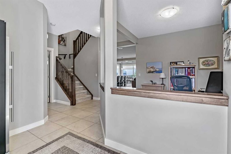 78 Cranberry Avenue SE