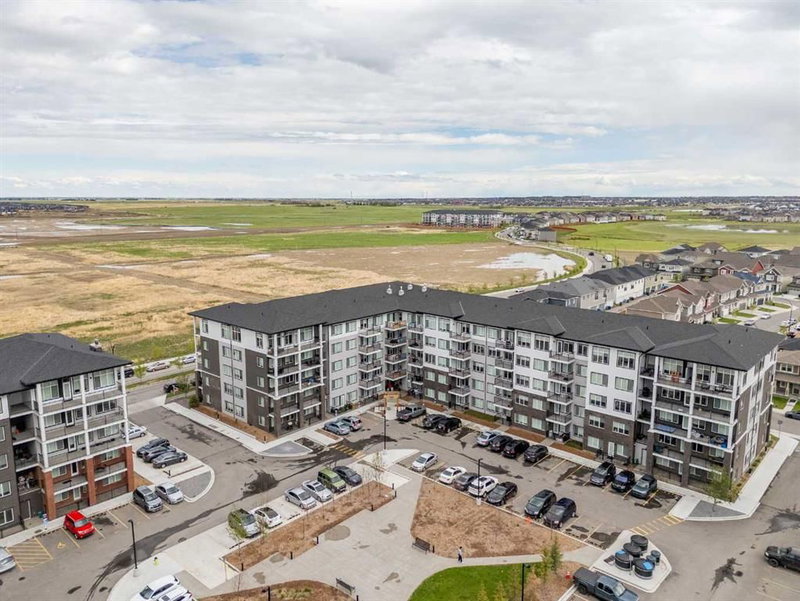 1109 - 395 Skyview Parkway NE