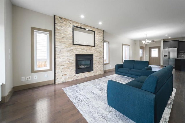 153 Walnut Crescent