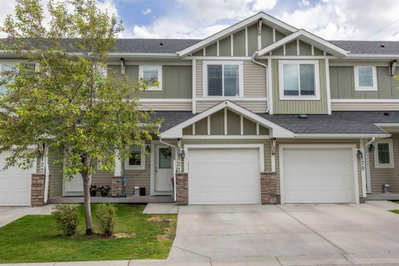 121 - 300 Marina Drive