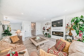 158 Chinook Gate Boulevard SW