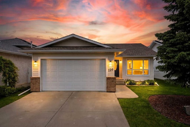 Recently sold home in Lancaster Meadows