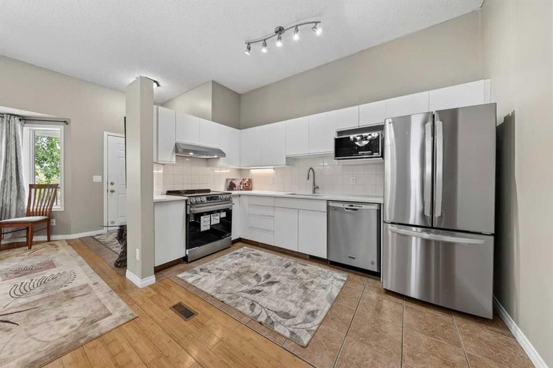 73 Hidden Valley Villas NW, Calgary, Alberta