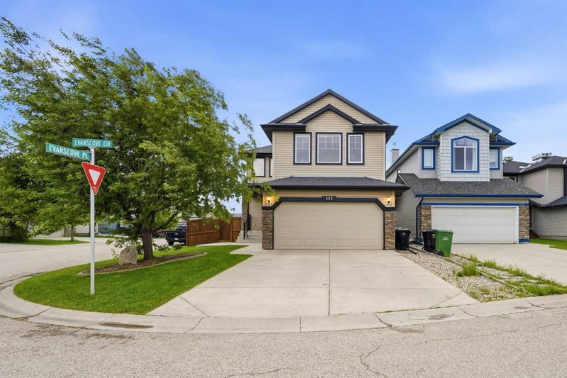137 Evanscove Circle NW, Calgary, Alberta