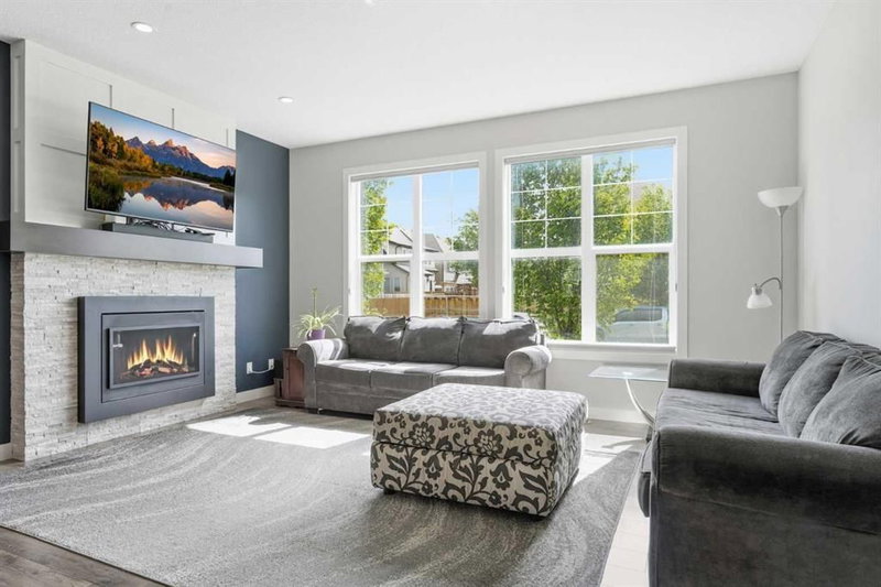 237 Mahogany Parade SE