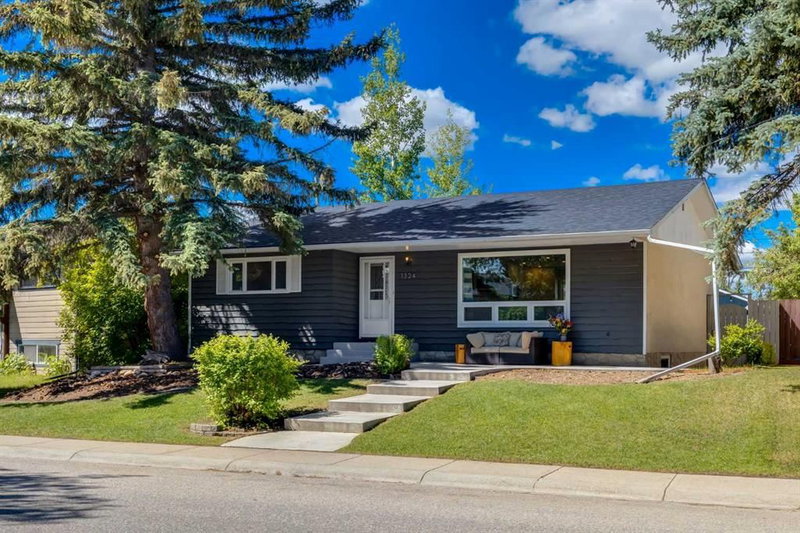 1324 Lake Sylvan Drive SE, Calgary, Alberta