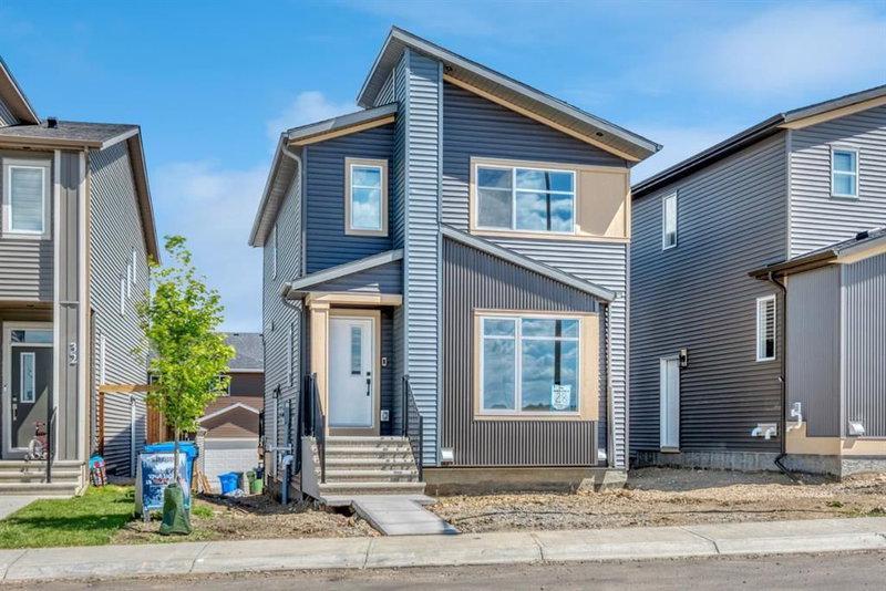 28 Mitchell Way NW, Calgary, Alberta
