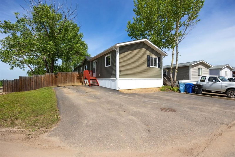 292 Greenwich Lane