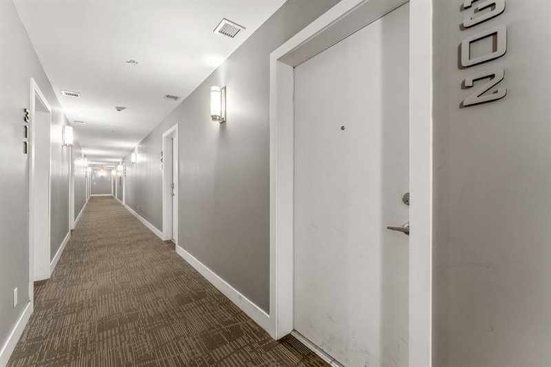 302 - 515 4 Avenue NE