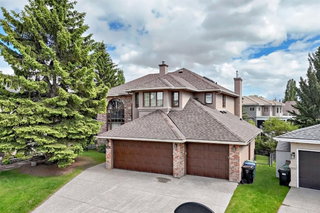 448 Mckenzie Lake Bay SE