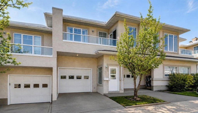 40 Edgeridge Terrace NW, Calgary, Alberta