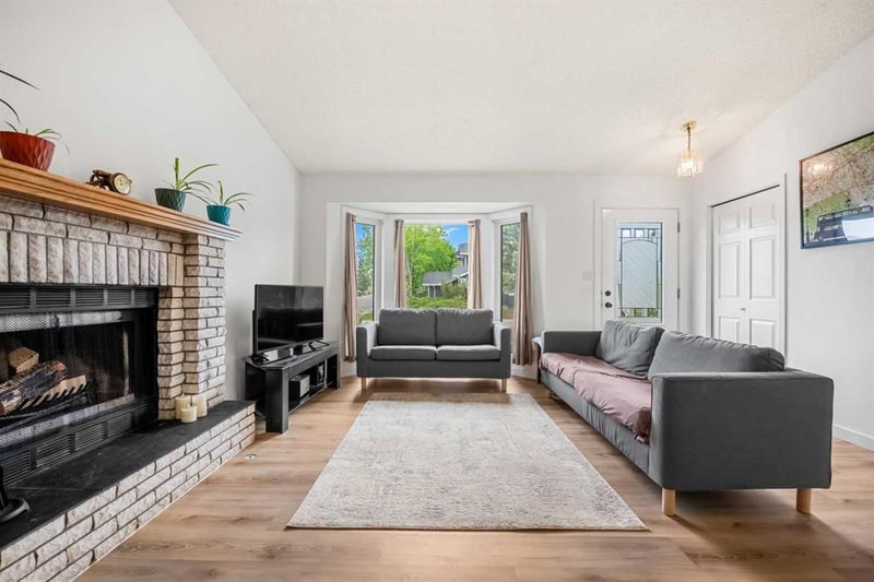 1667 Meadowbrook Drive SE, Meadowbrook — interior photo