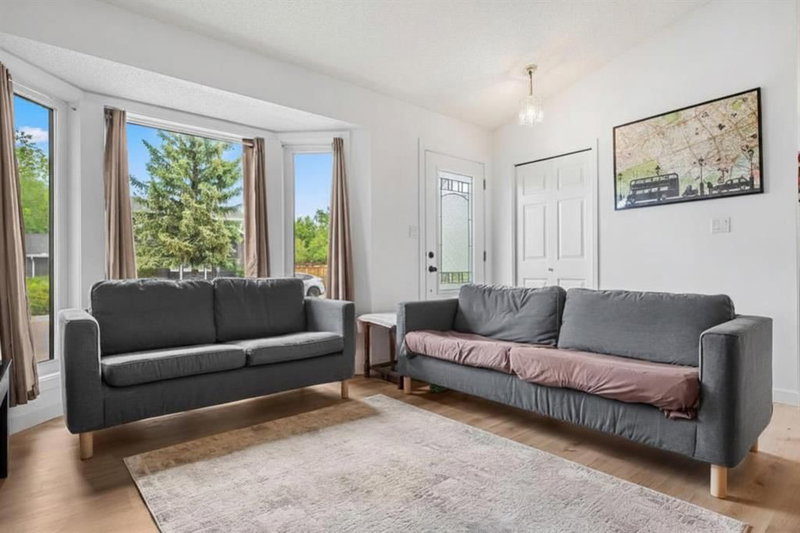 1667 Meadowbrook Drive SE, Meadowbrook — interior photo 5