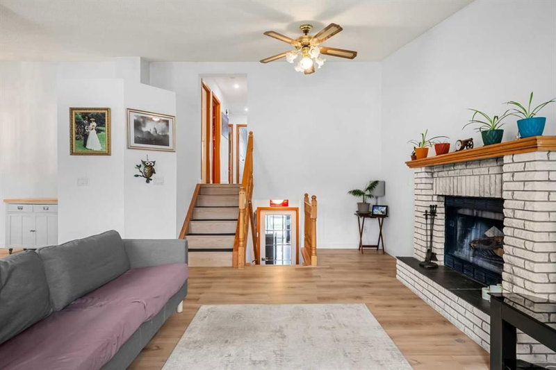 1667 Meadowbrook Drive SE, Meadowbrook — interior photo 6