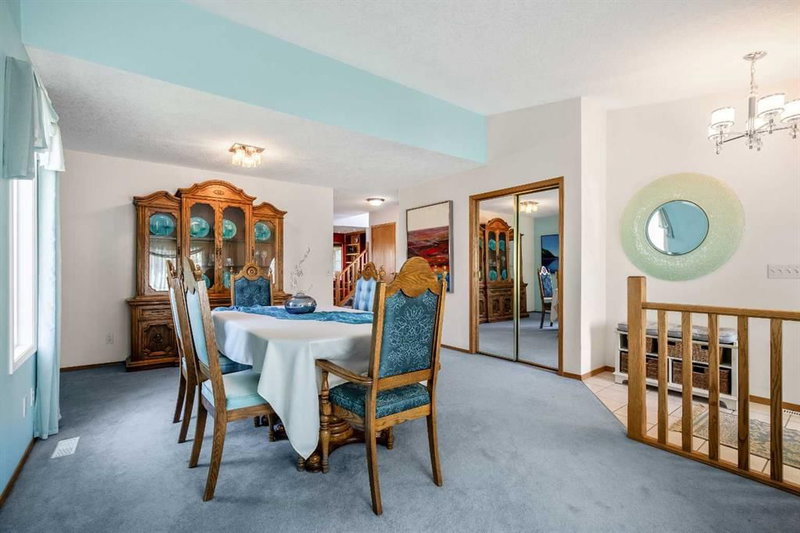 1120 High Country Drive NW, High River Golf Course — interior photo 7