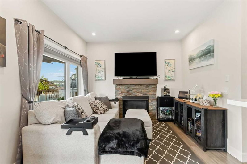 249 Siltstone Place