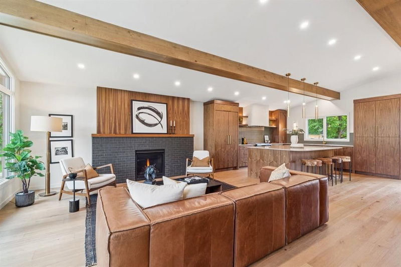 1311 Carlyle Road SW, Calgary — listing photo 5