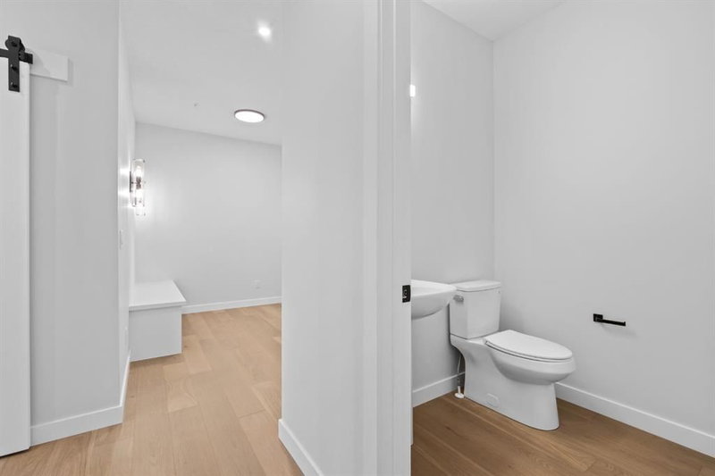 110 Prince Crescent, Princeton — interior photo 5