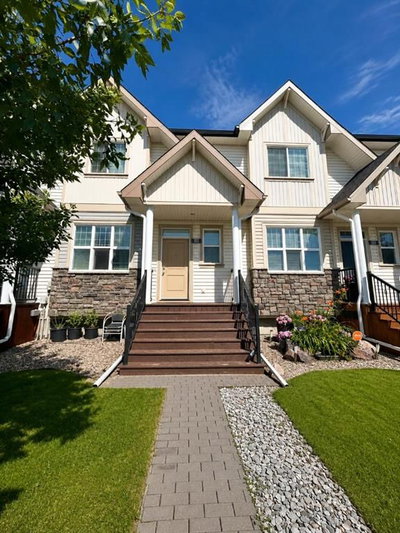 227 Lynx Road N