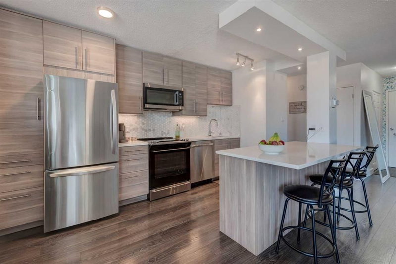 Recently sold home in Lower Mount Royal