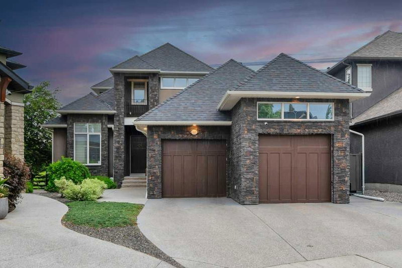 377 Evergreen Circle SW, Calgary, Alberta