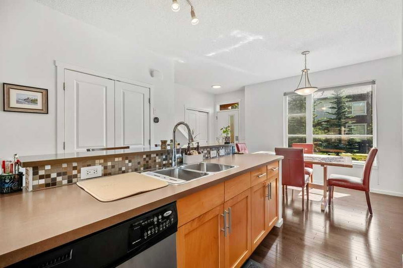 150 Chapalina Square SE, Chaparral — interior photo 6