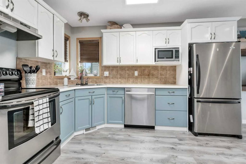 4613 Westbrooke Road, Valley Ridge — interior photo 5