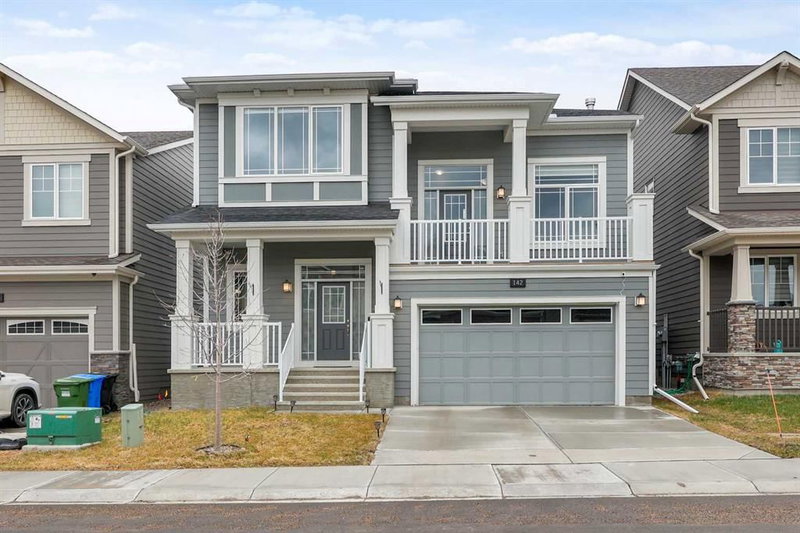 142 Yorkstone Way SW, Calgary, Alberta