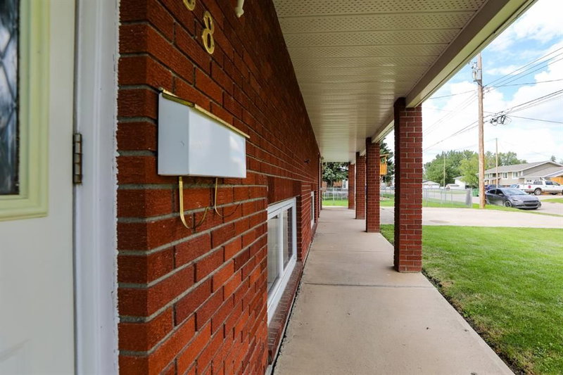 58 N 1A Street E
