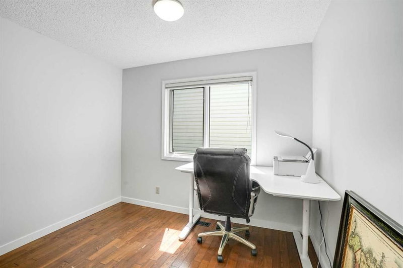 73 Riverview Close SE, Riverbend — photo 3