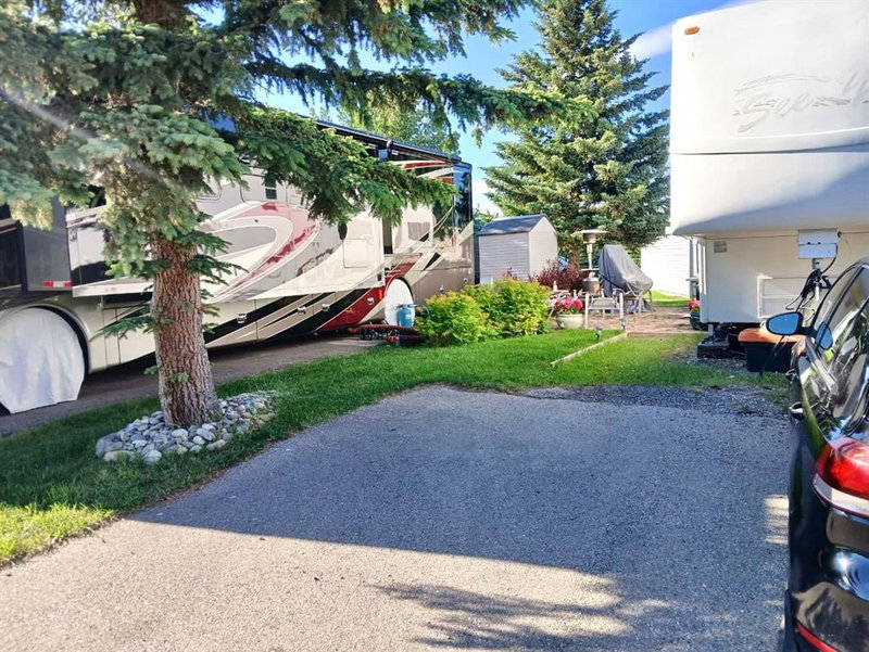 103, 370165 79 Street E — listing photo