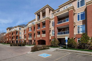 304 - 8 Hemlock Crescent SW