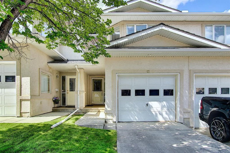 17 Edgeridge Terrace NW, Calgary, Alberta