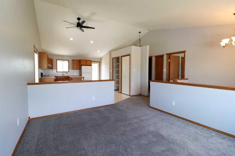 210 Chilcotin Road W