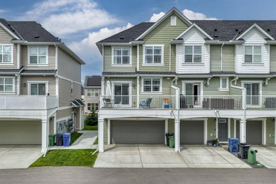 418 Copperstone Manor SE