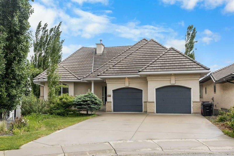 135 Hamptons Terrace NW, Calgary, Alberta
