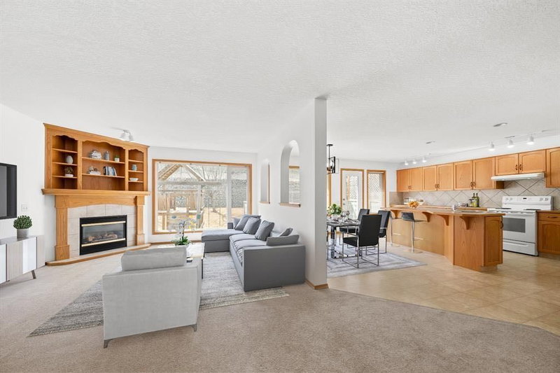 41 Bow Ridge Drive