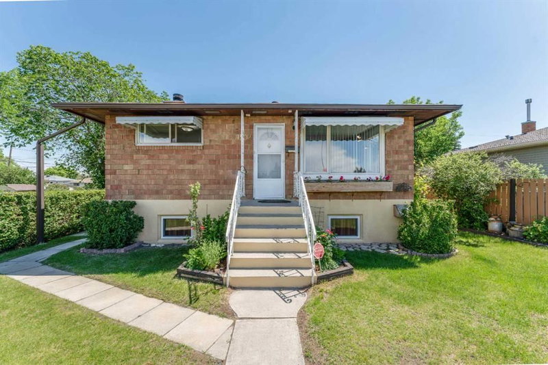 1502 40 Street SE, Calgary, Alberta