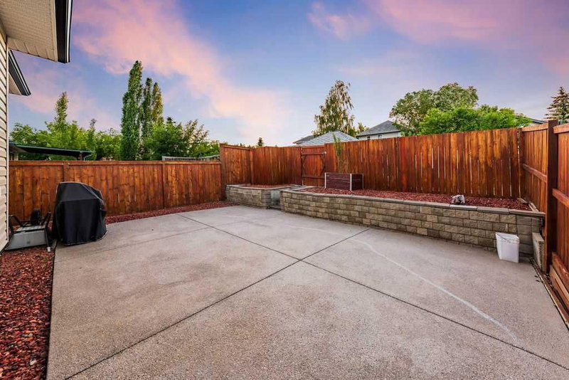 2016 Country Hills Circle NW, Country Hills — photo 3