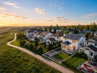 126 Tuscany Ravine Close NW