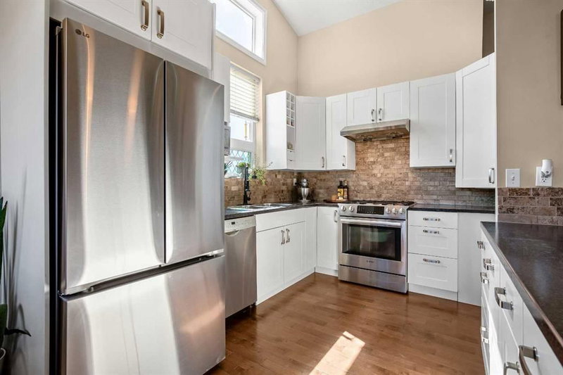 336 Butte Place