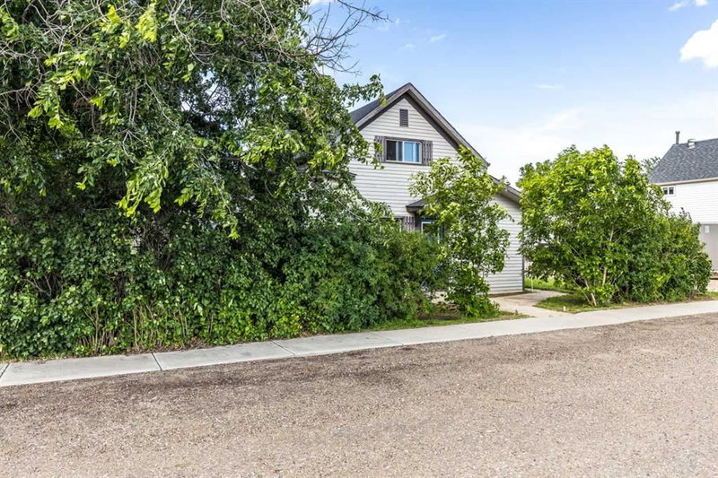 80 Pacific Avenue