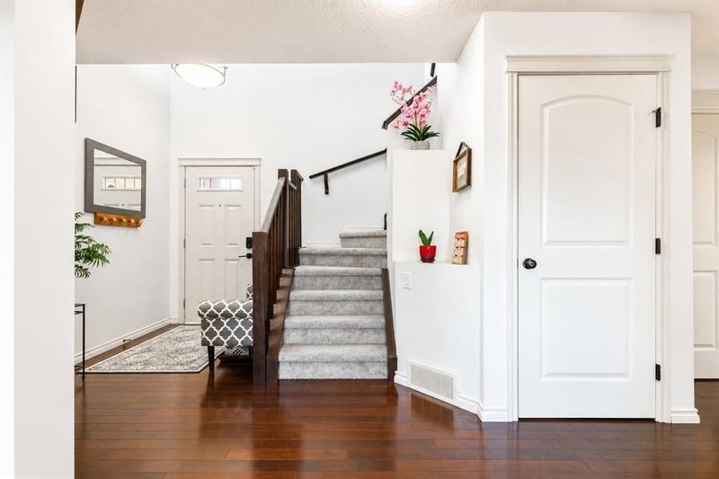 821 Auburn Bay Boulevard SE