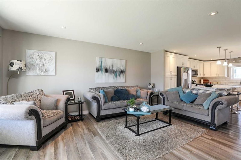 408 11B Street, Nobleford — listing photo 4