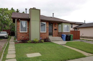 376 Whitlock Way NE