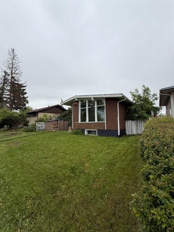 4603 Edmonton Trail NE, Greenview — interior photo