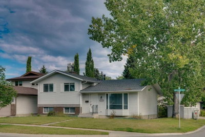 703 Woodpark Boulevard SW