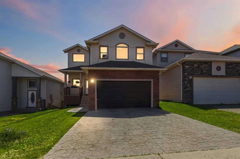 205 Gravelstone Way, Fort McMurray